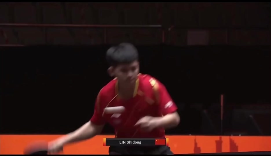 关于乒乓球赛场再起风云：东城鲨队队小胜徽州独角兽队，脚步移动更到位高压逼抢成功的信息-ayx爱游戏app