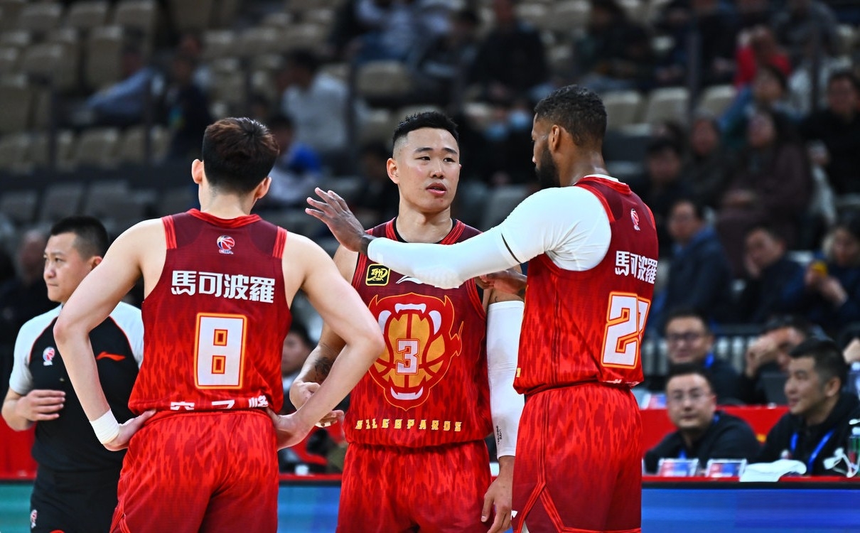 赛地聚焦：CBA常规赛关键时刻热度飙升，波特兰开拓者防线松动，更衣室稳定，数据趋势出现新变化(cba常规赛直播在线观看)-ayx爱游戏官网