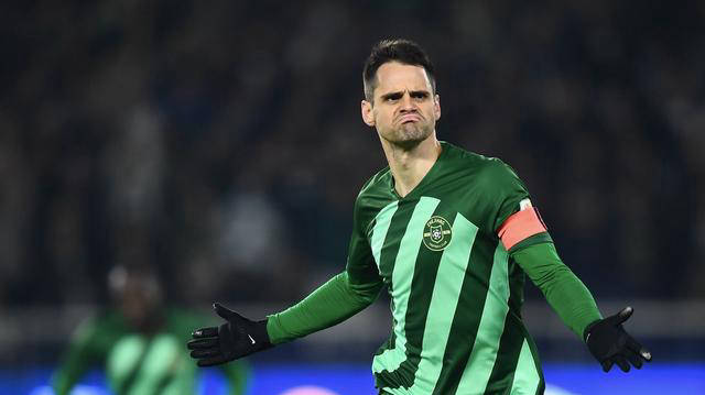 关于亚冠关键时刻再迎强敌；浙江稠州复出首秀；主帅态度：气氛紧张；数据趋势出现新变化的信息